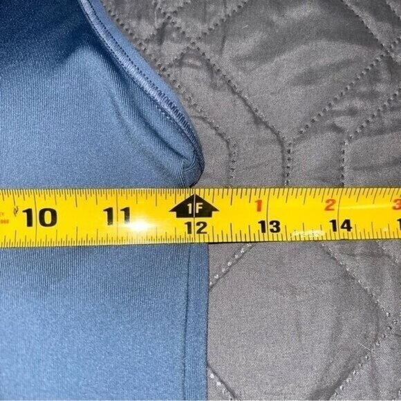 Athleta Blue Razorback Athletic Pullover Built In Bra Workout Support Top XXS - Picture 8 of 8